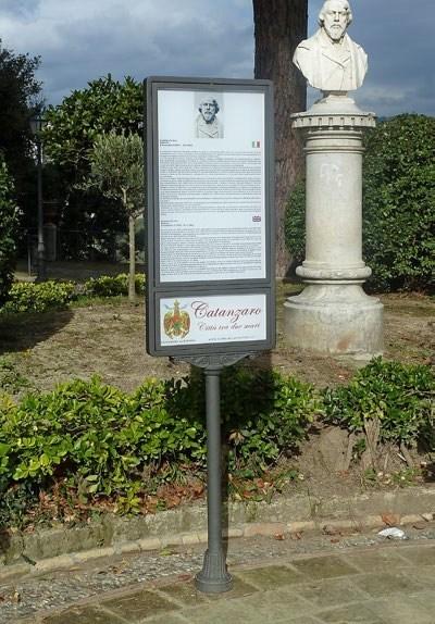 Neri Односторонняя стойка для двух информационных панелей Layia 2253  - Вид №2