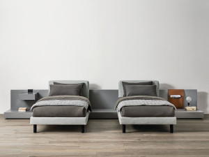 Секционная мягкая текстильная кровать с спинкой