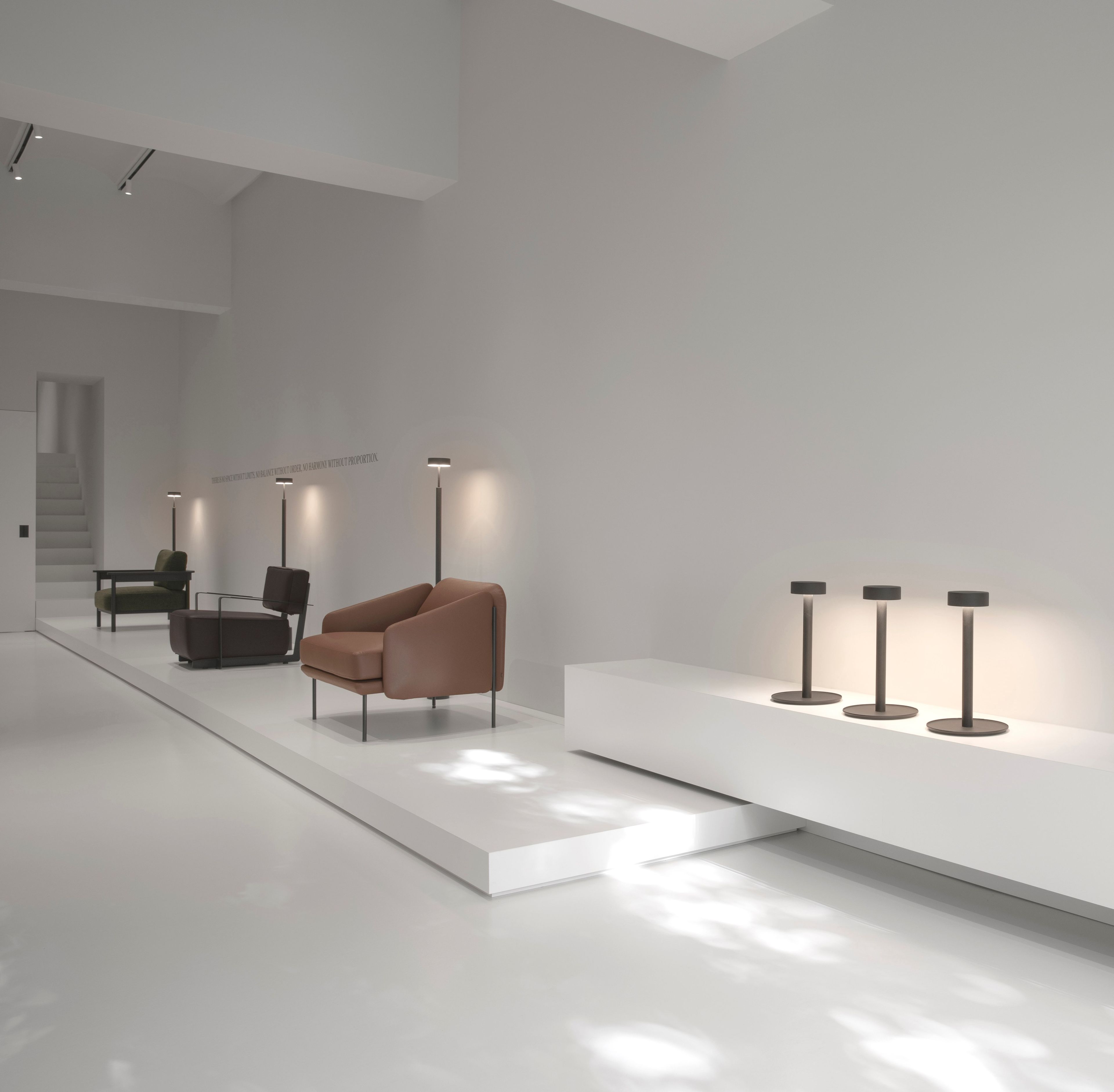 Стальная светодиодная напольная лампа Milan Iluminacion Peak Lane ARCH-00101077 - Вид №13