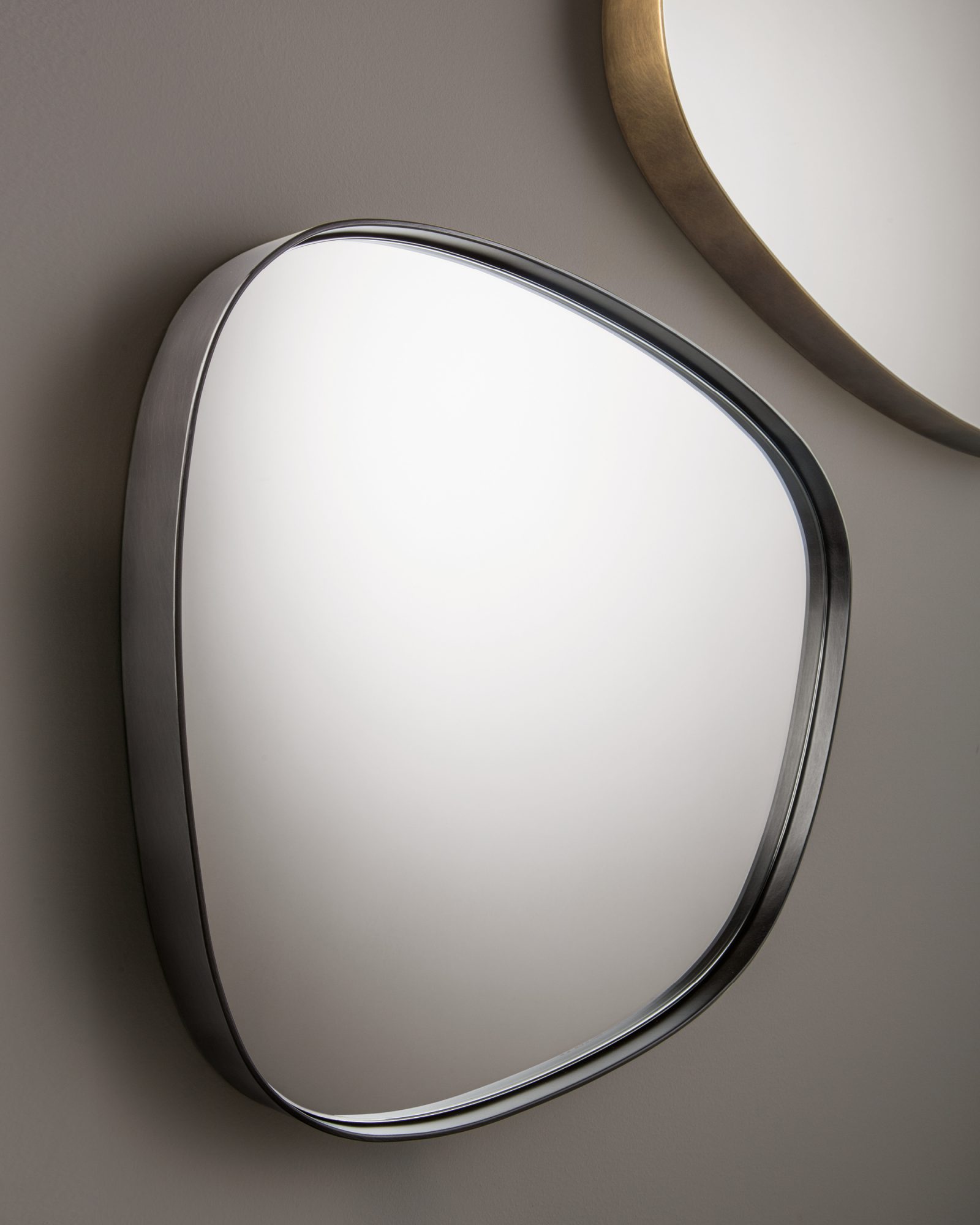 De Castelli Syro Mirror by Emilio Nanni sun-id-1992825
