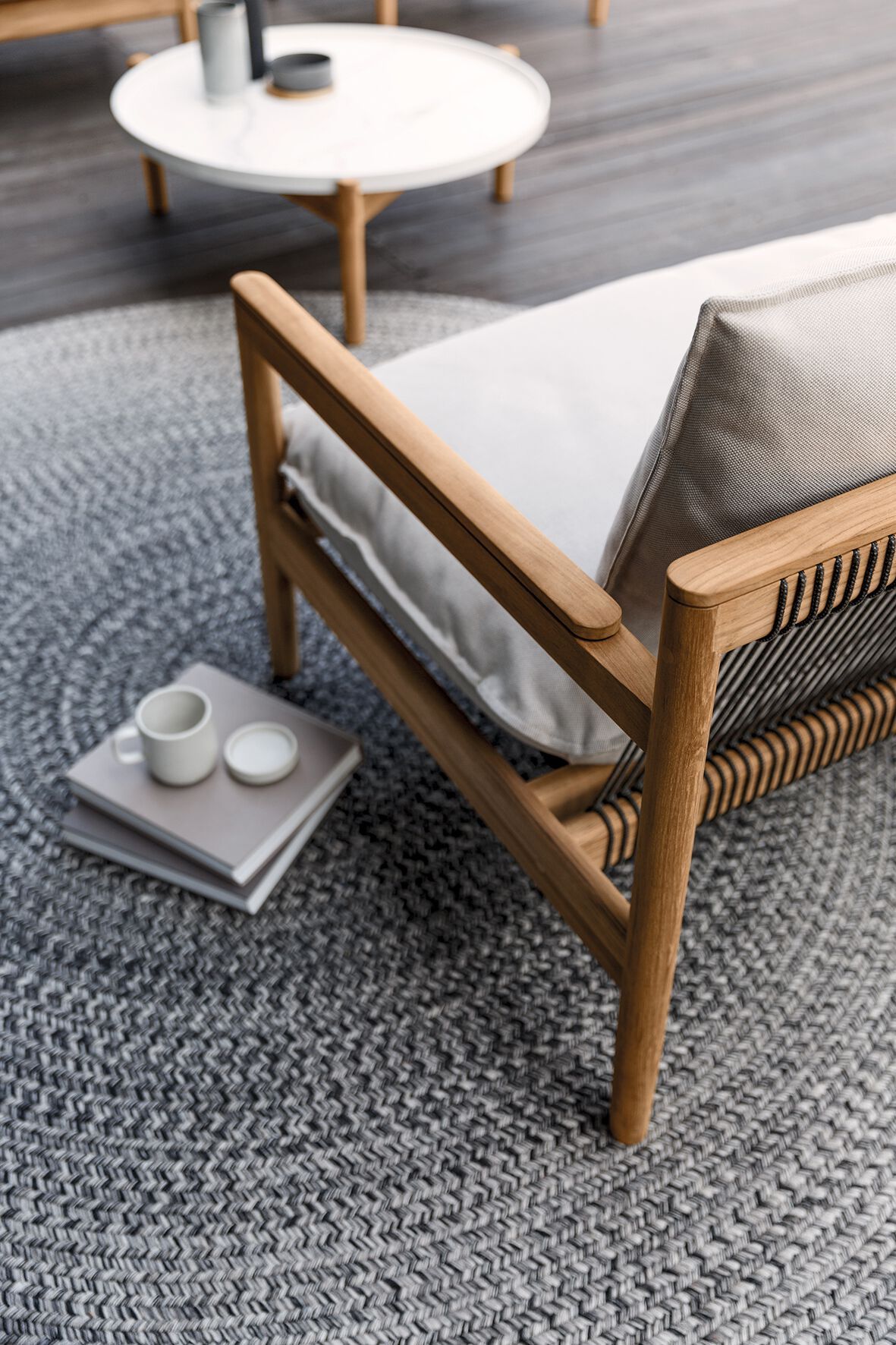 2-местный тканевый садовый диван Gloster Saranac ARCH-00122058 - Вид №1