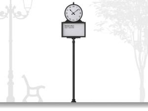 Уличные часы со стальной информационной панелью