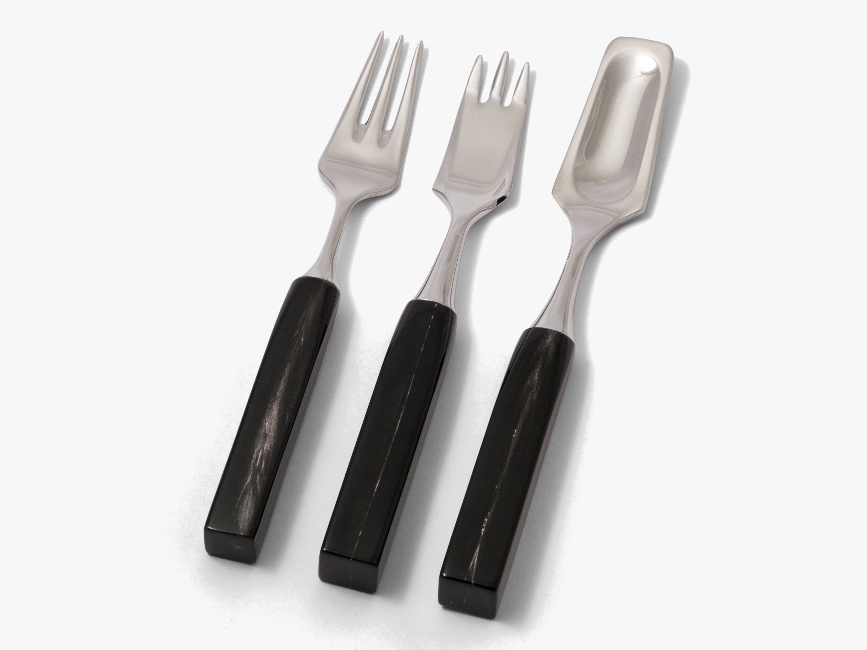 Набор столовых приборов из рога и нержавеющей стали Zanchi 1952 Metropolitan ARCH-00043835