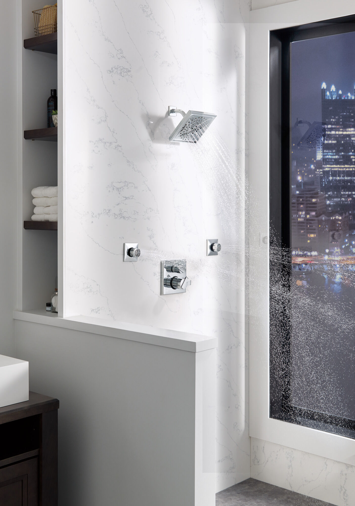 T27867-RB Трим клапана Angular Modern Monitor® серии 17 со встроенным дивертором на 3 положения Delta Faucet Delta Венецианская бронза - Вид №3