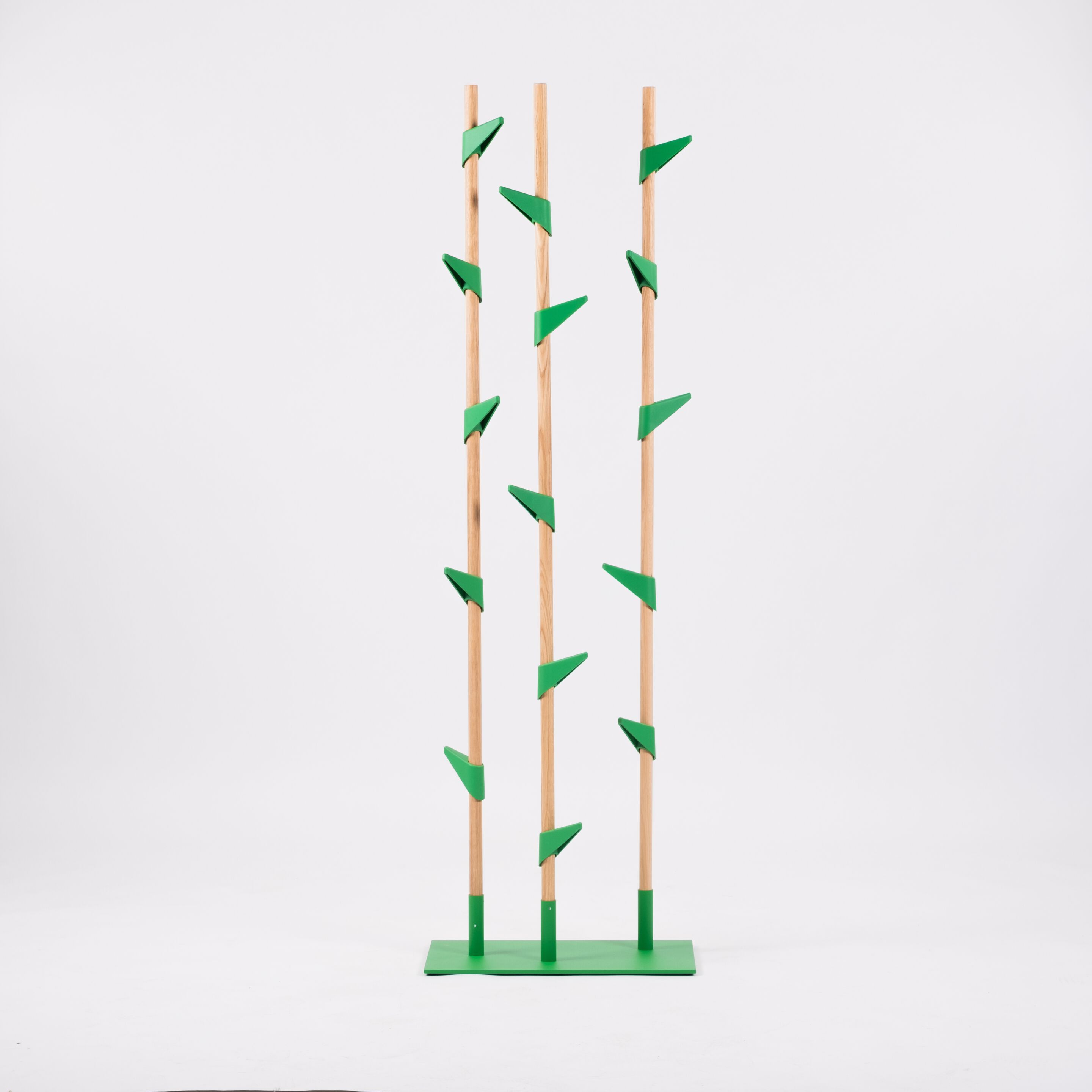 Офисная напольная вешалка из дуба и полиамида Cascando Bamboo ARCH-00069713 - Вид №4