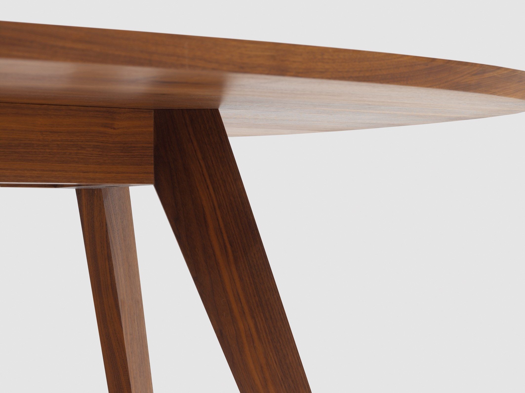 Овальный обеденный стол из массива дерева ZEITRAUM ужин ARCH-00084683 - Вид №6