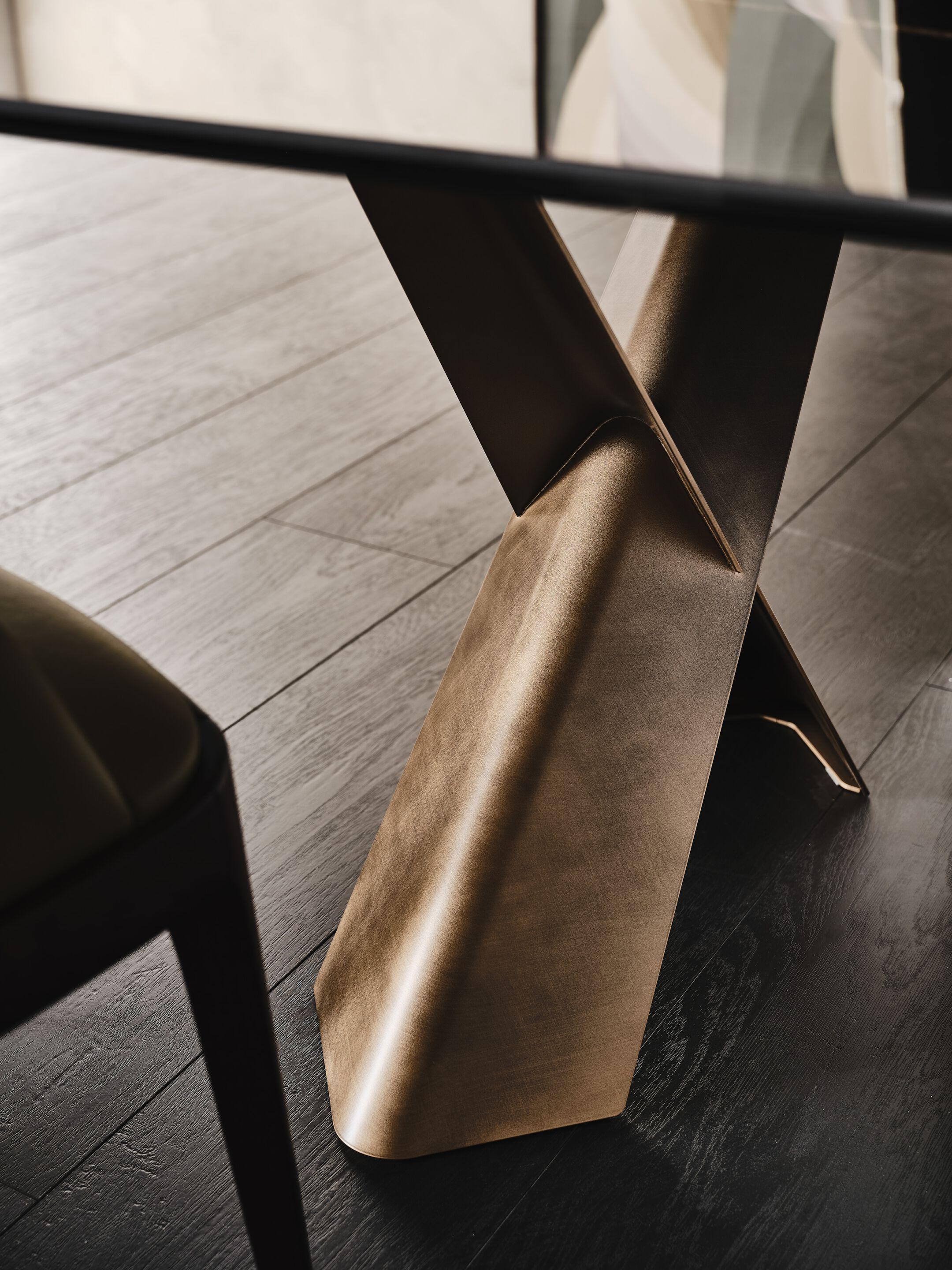 Стальной и хрустальный бочковый стол Cattelan italia MAD MAX CRYSTALART ARCH-00146157 - Вид №3