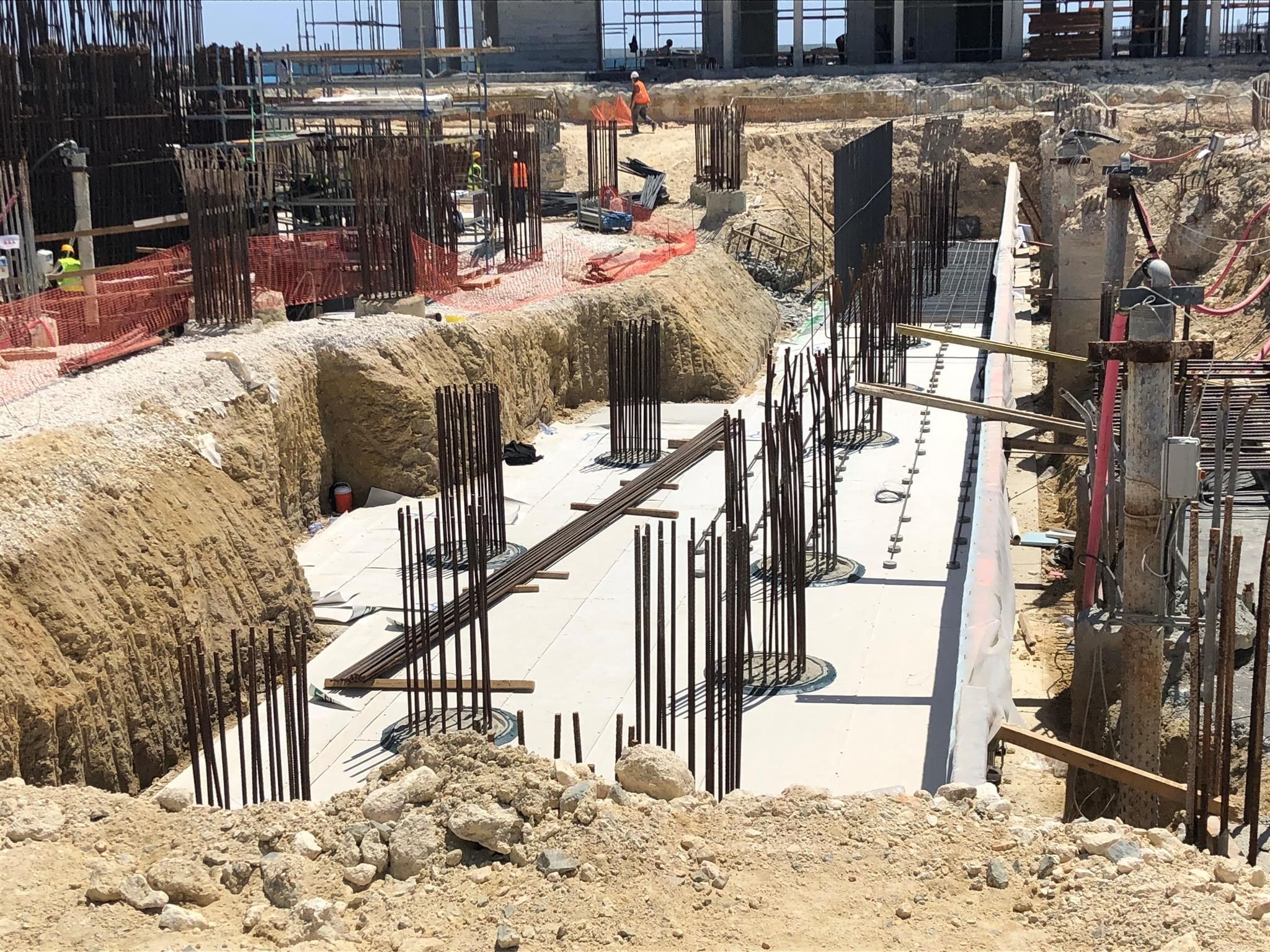 Гидроактивная гидроизоляционная мембрана DRACO активная гидроизоляция фундаментов, платформ ARCH-00013065 - Вид №2