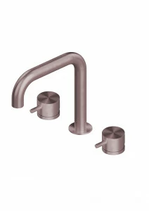 Источник. 12 96. Смеситель с тремя отверстиями Quadrodesign