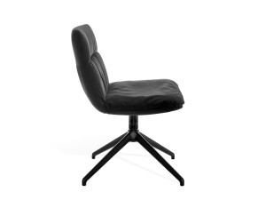 Мягкое вращающееся кресло