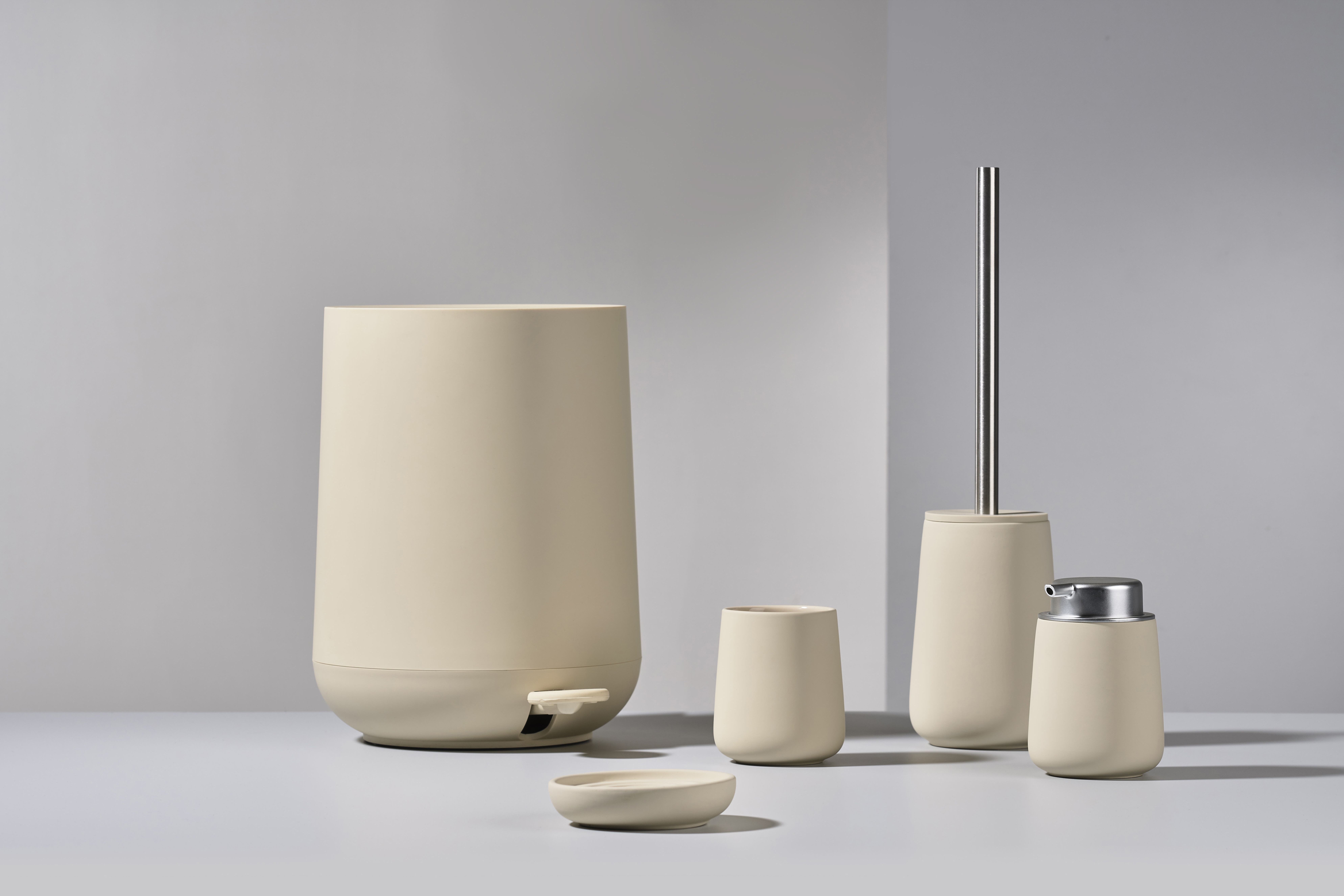 332189 мыльница Zone Denmark Nova - Вид №1