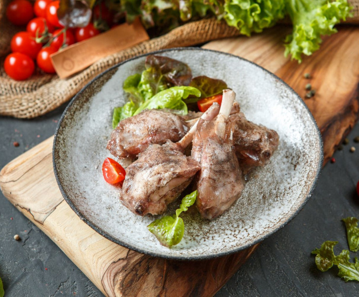 6448 Су-вид из мяса кролика (голень) Вкусляндия 