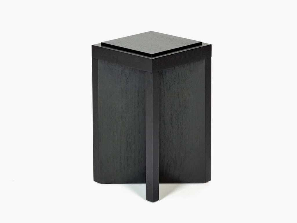 Деревянный низкий квадратный журнальный столик Serax Furniture by Ann Demeulemeester ARCH-00108810 - Вид №4