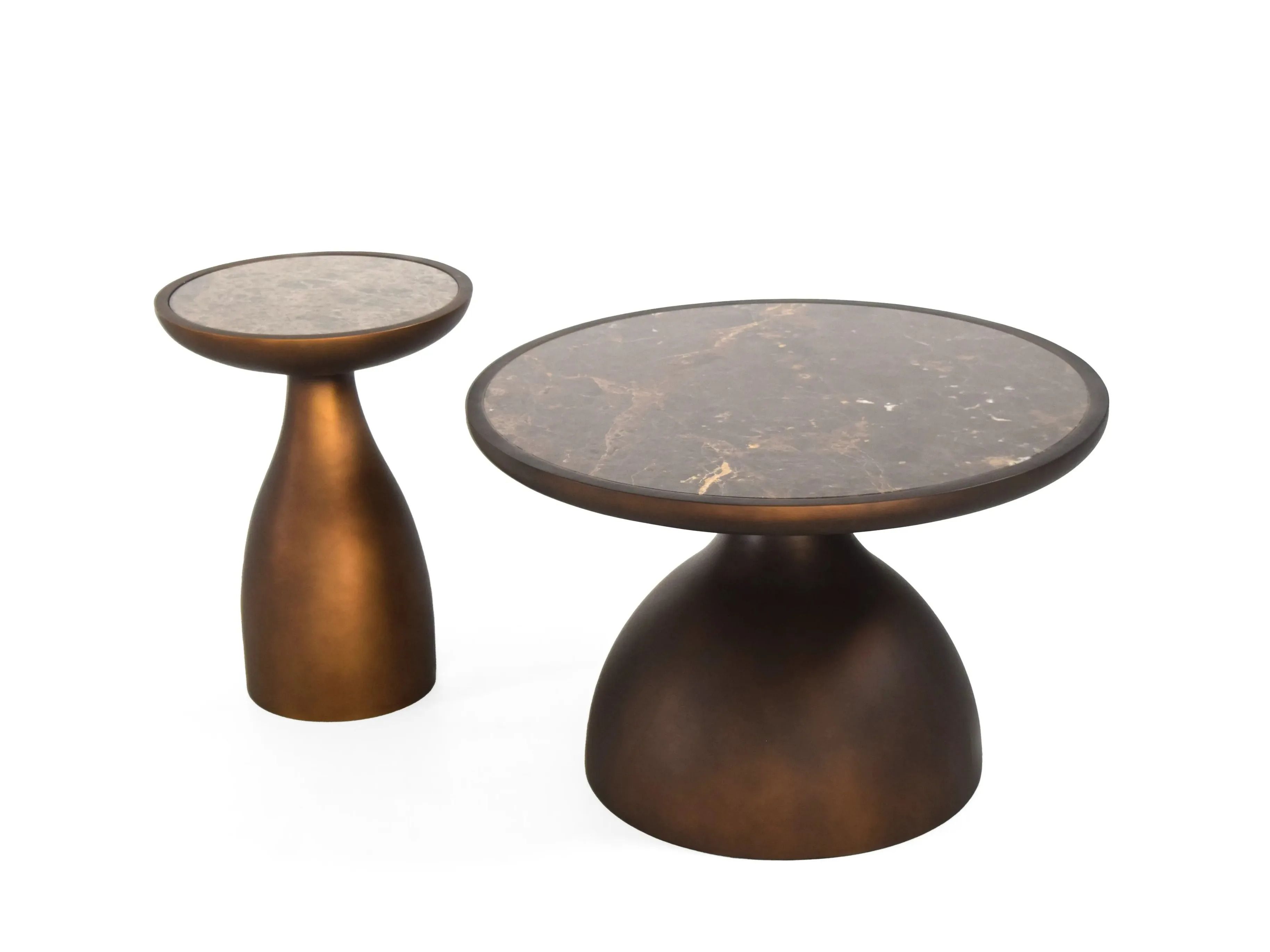 Круглый журнальный столик из смолы ABLE MARSIE ARCH-00008931