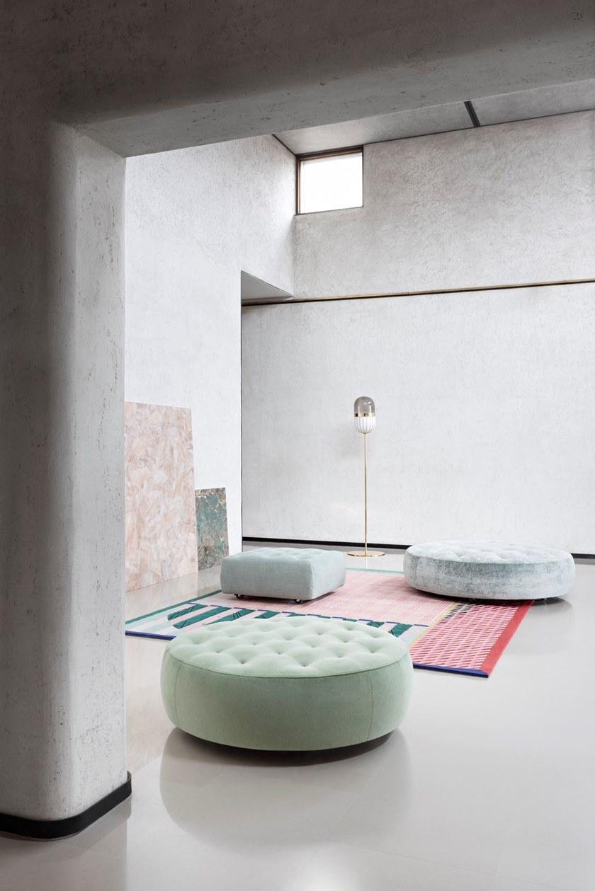 Saba Italia Квадратный пуф со съемным чехлом из ткани на колесиках sun-id-1354166 - Вид №2