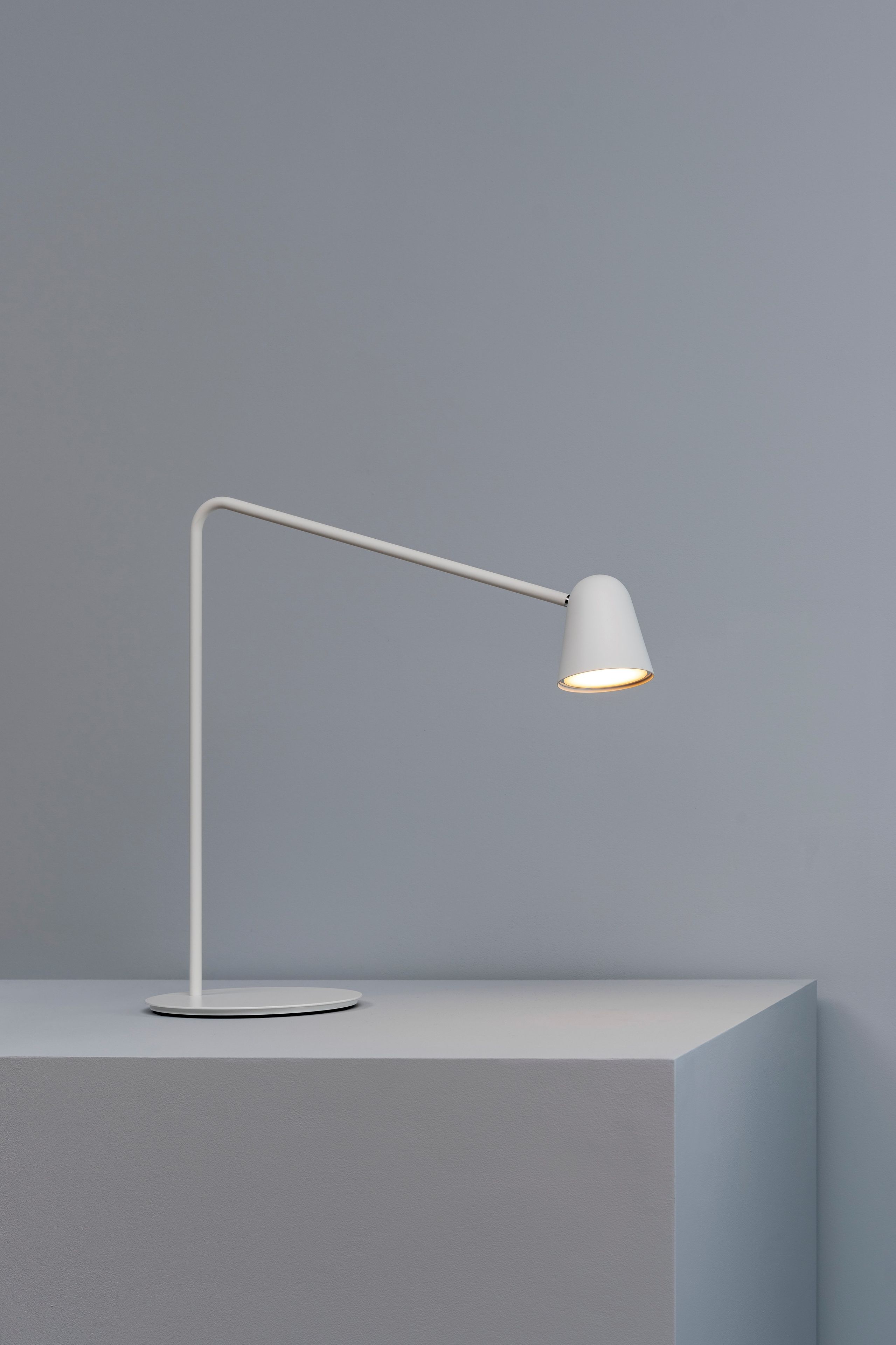 Стальная регулируемая светодиодная настольная лампа Formagenda Chaplin ARCH-00064240 - Вид №12