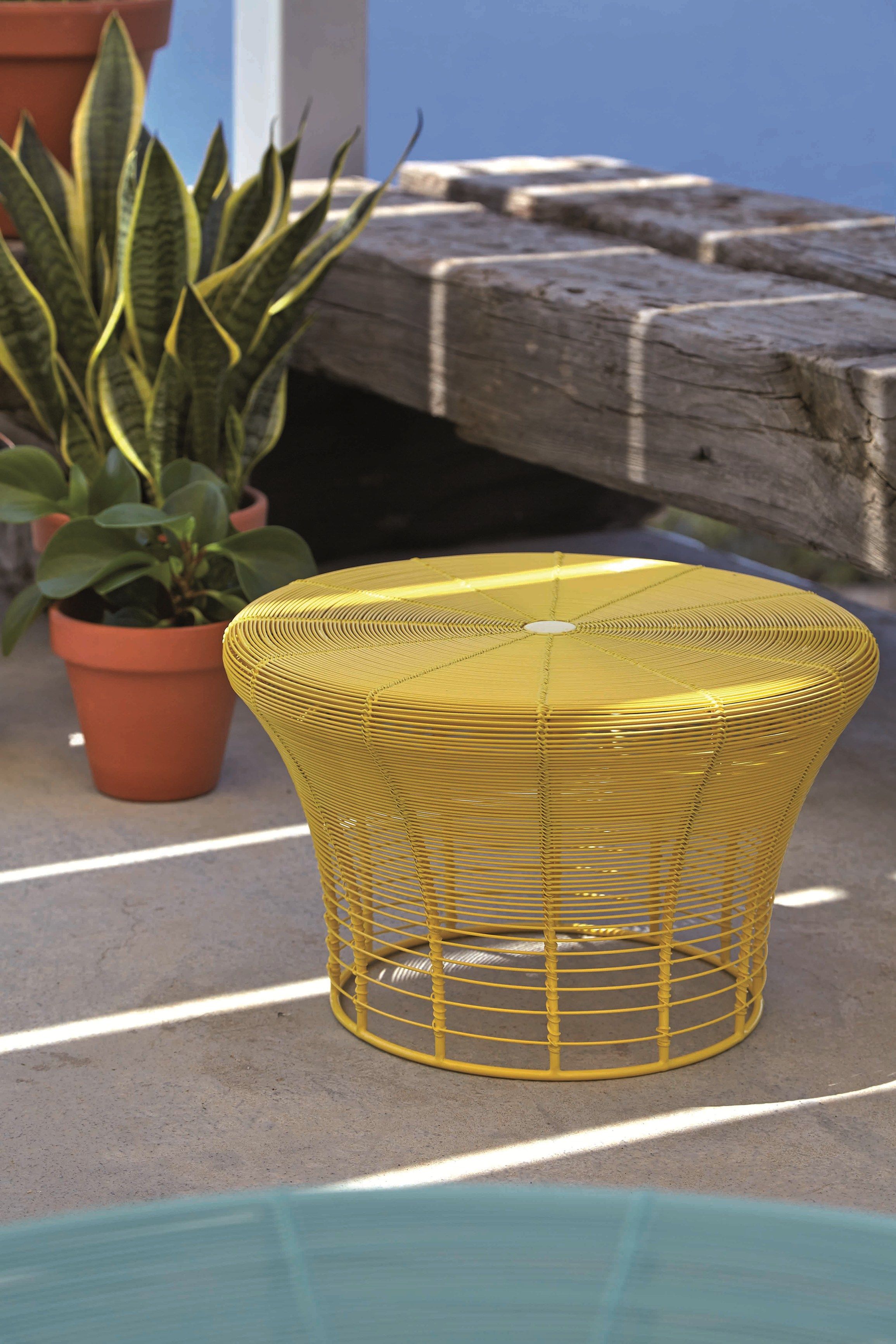 Низкий железный стул GAN ARCH-00006478 - Вид №2