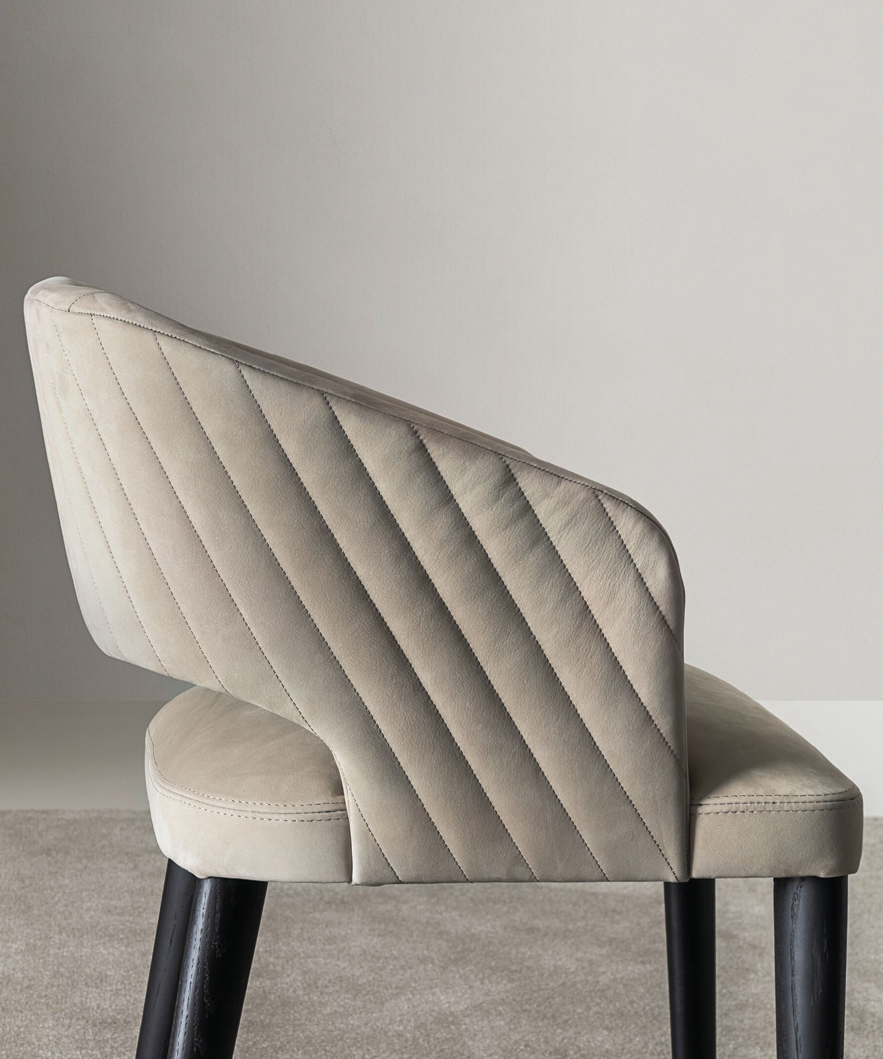 Кожаный мягкий стул с подлокотниками Casamilano Elsa ARCH-00152743 - Вид №1