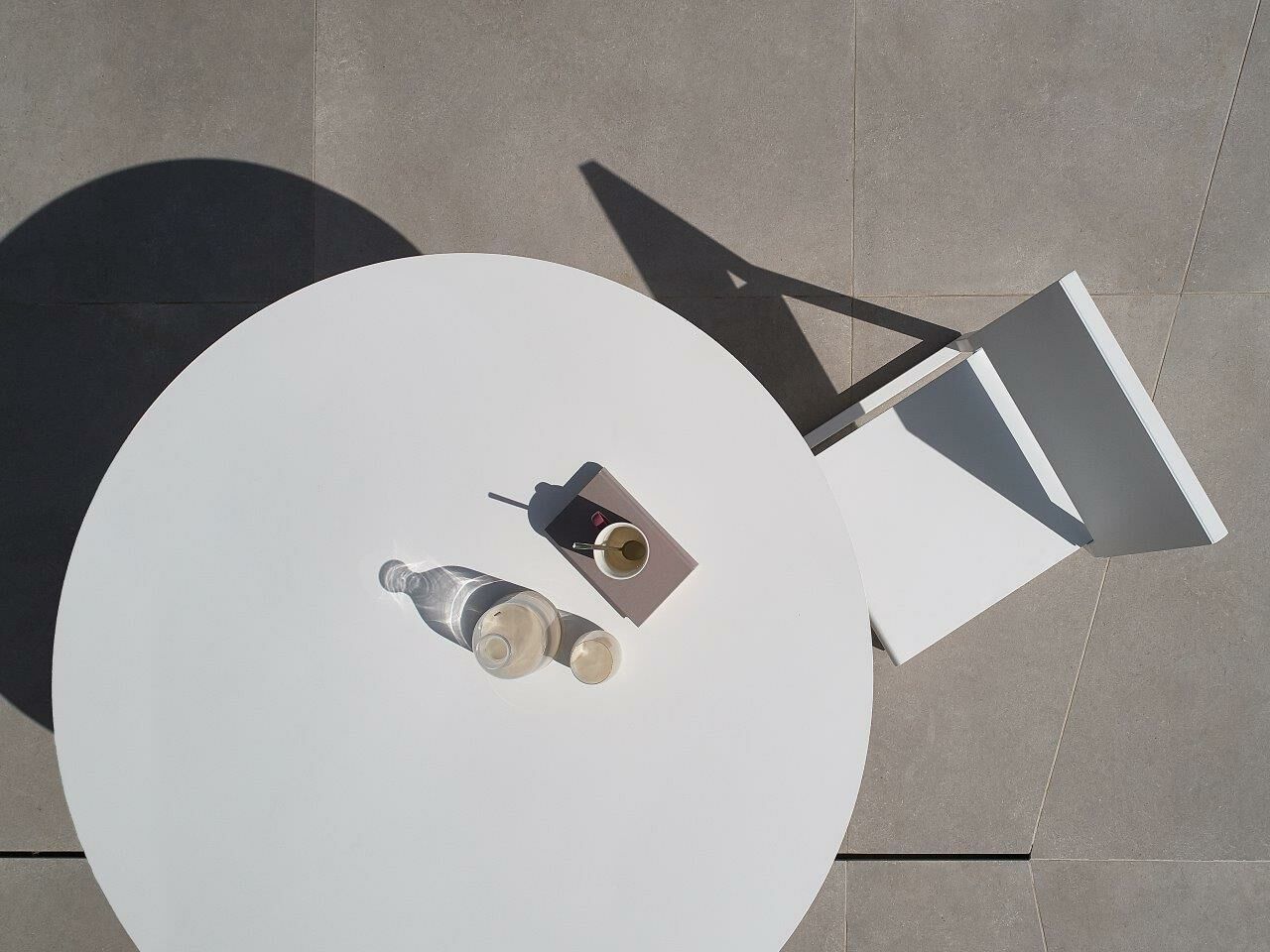 Круглый алюминиевый стол Resol Barcino ARCH-00129497 - Вид №1