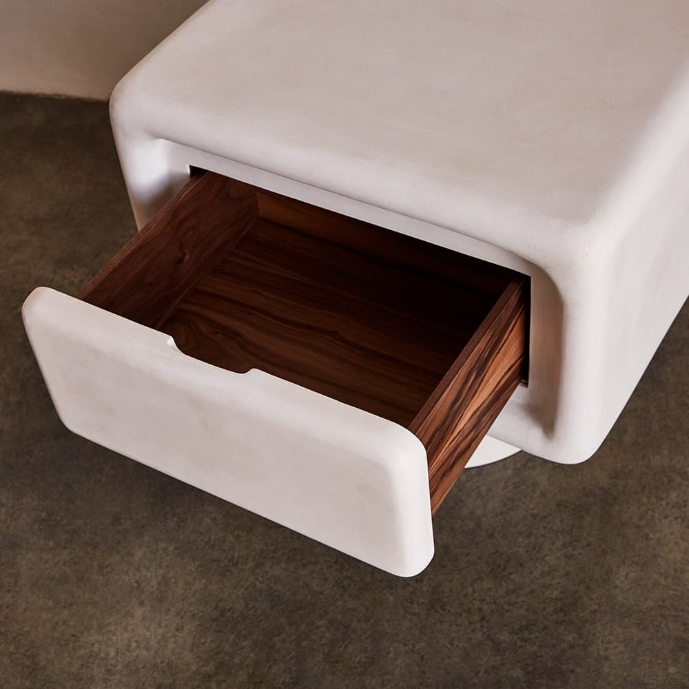 Прикроватная тумбочка из смолы Kelly Wearstler Colina ARCH-00135100 - Вид №5