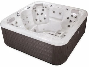 Gruppo Geromin 5-местный мини-бассейн с гидромассажем Myline