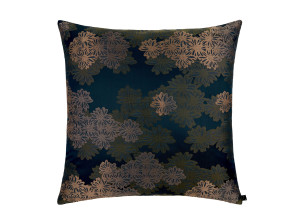 Квадратная подушка с цветочным рисунком