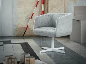 Tacchini Кресло из ткани с 4 спицами Dressed