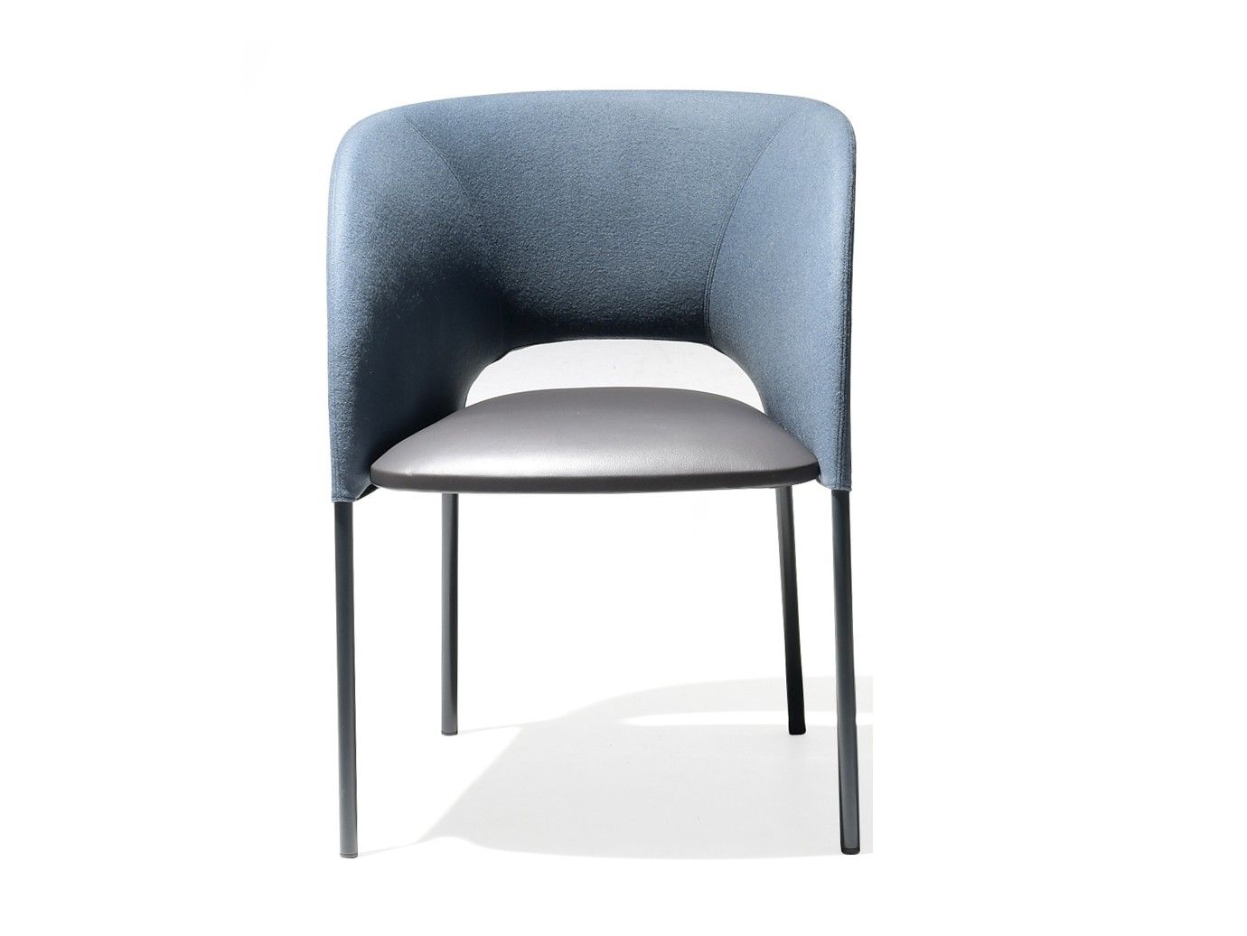 Мягкий стул с подлокотниками MOROSO Юми ARCH-00072948