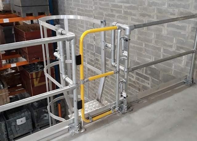 ArtSteel Промышленные ворота с автоматическим закрыванием Keegate Santreyd sun-id-1362997 - Вид №2