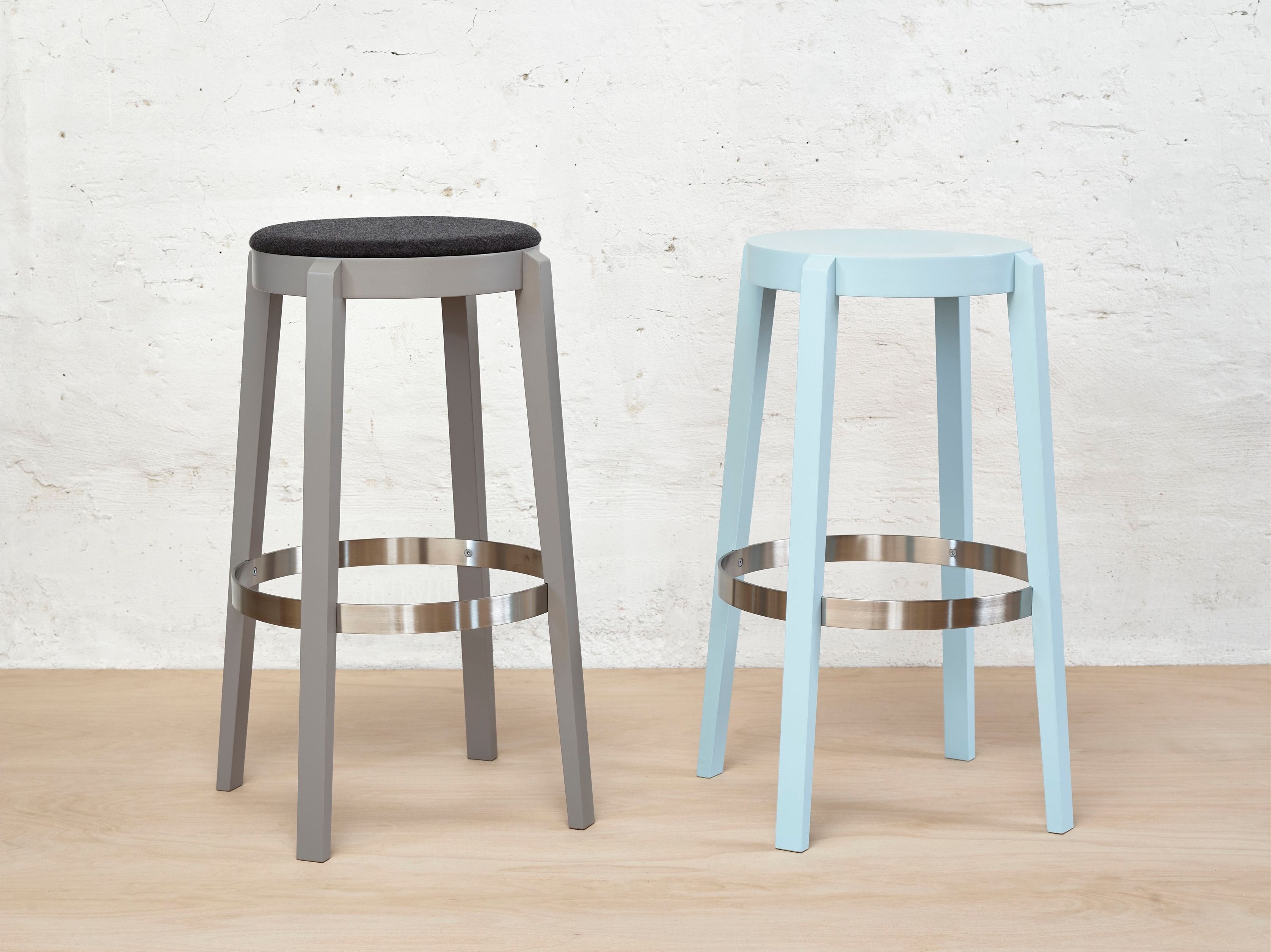 Деревянный табурет TON Пунтон ARCH-00111966 - Вид №3