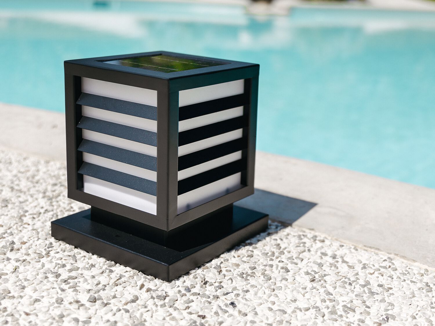 Из нержавеющей стали солнечной энергии открытый торшер Maanta SOLAR QUB ARCH-00034091