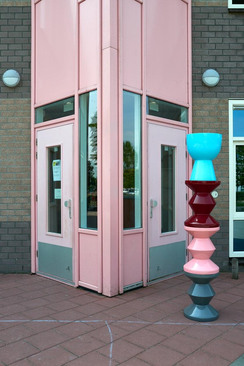 Pols Potten Низкий пластиковый табурет  510-070-013  - Вид №5