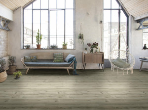 Нескользящий виниловый пол с эффектом дерева