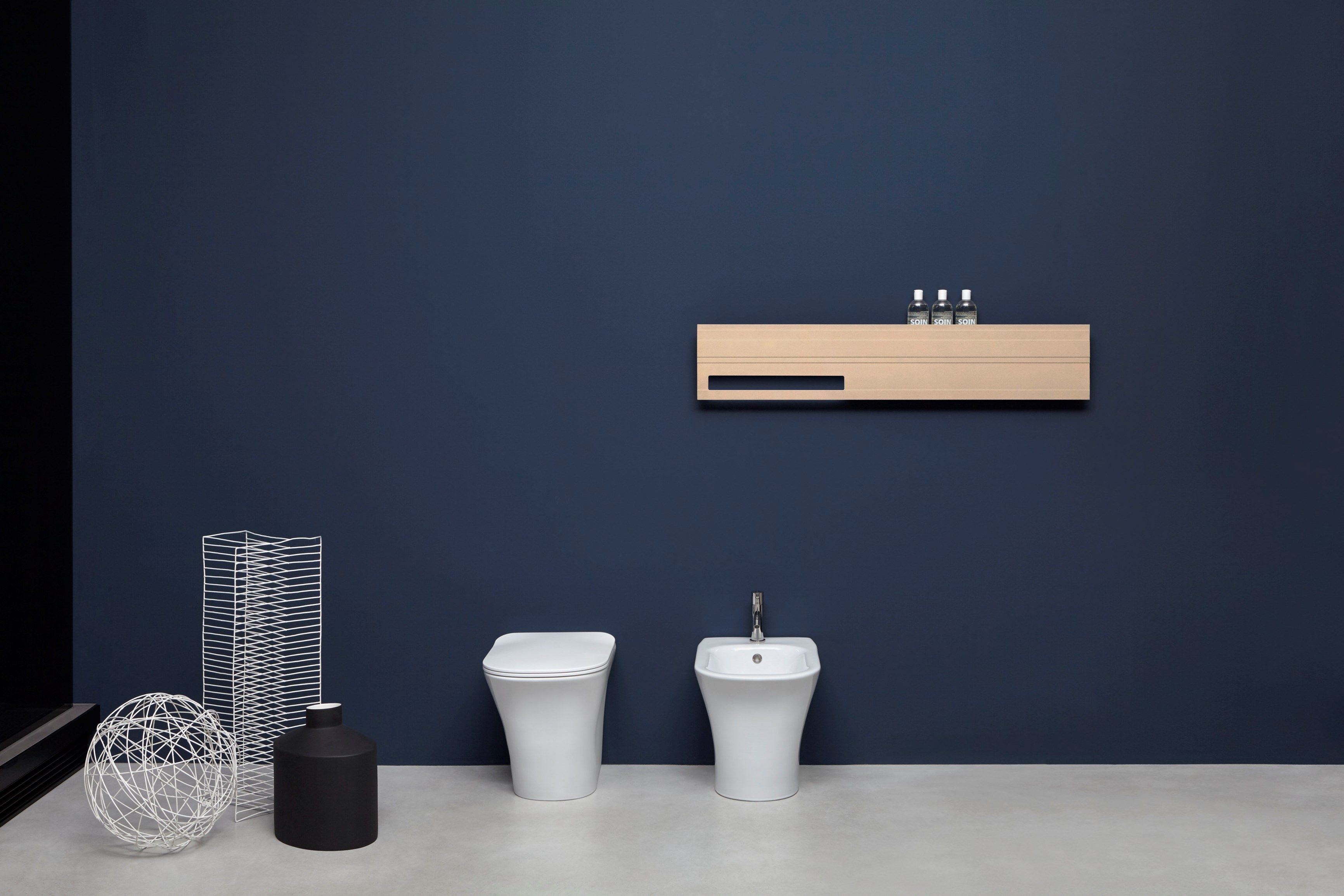 Экструдированный алюминиевый горизонтальный полотенцесушитель Antoniolupi BITLIGHT ARCH-00082209 - Вид №4