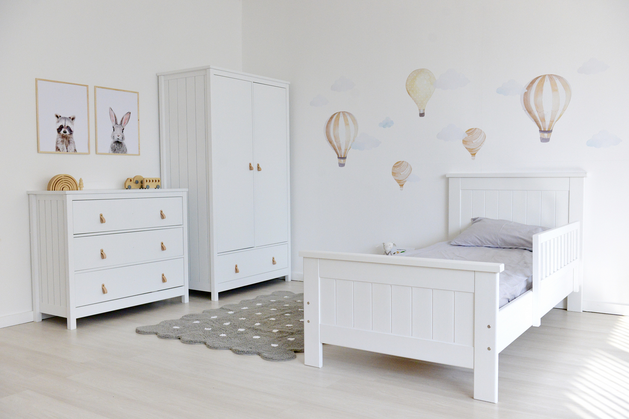 Шкаф распашной белый с 2 дверцами и ящиком Wood ELLIPSE ELLIPSE WOOD 00-3951342 Белый Santreyd  - Вид №4