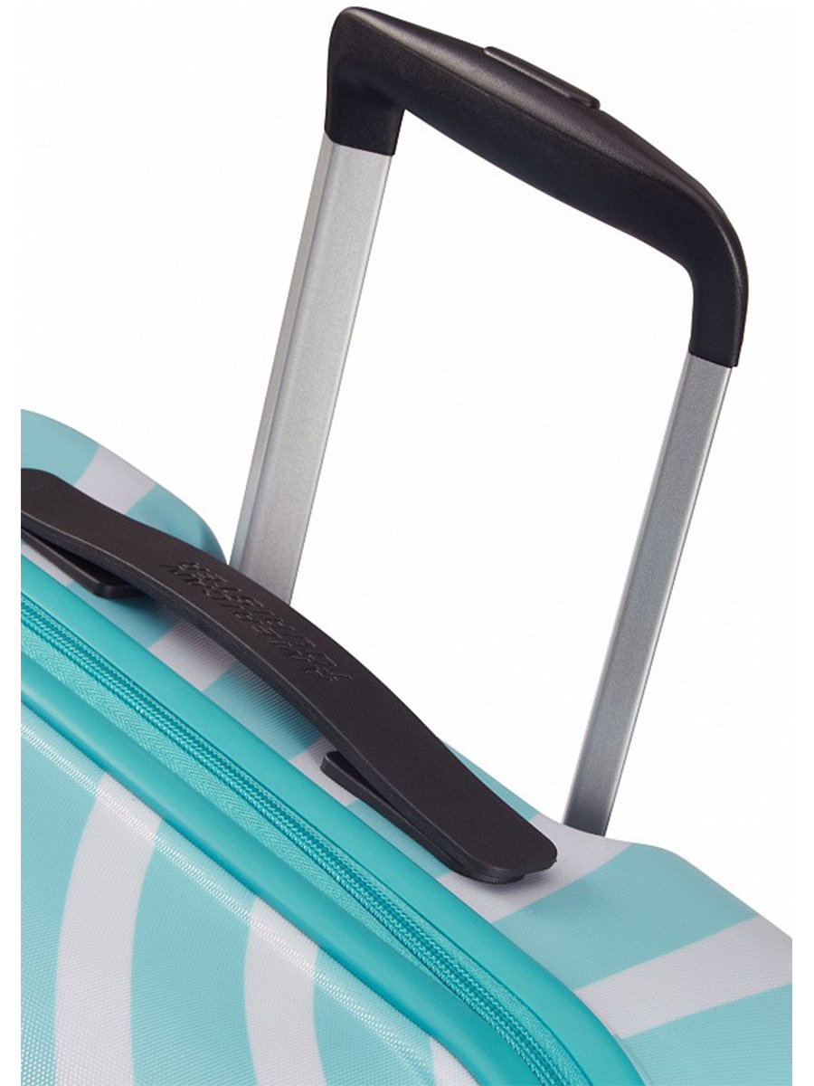 31C-31004 Чемодан 31C*004 Spinner 67/24 American Tourister Wavebreaker Disney Comics  - Вид №7