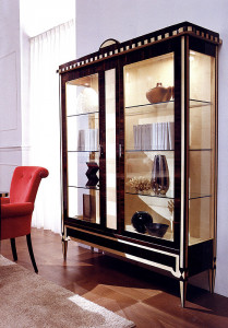 Витрина  SERAFINO MARELLI D 12