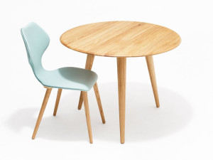 Круглый деревянный обеденный стол