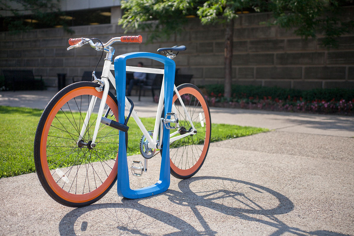 FSRT119 Крепление для велосипеда Twist  Forms-surfaces 