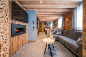 Пол из натурального камня для внутреннего и наружного применения