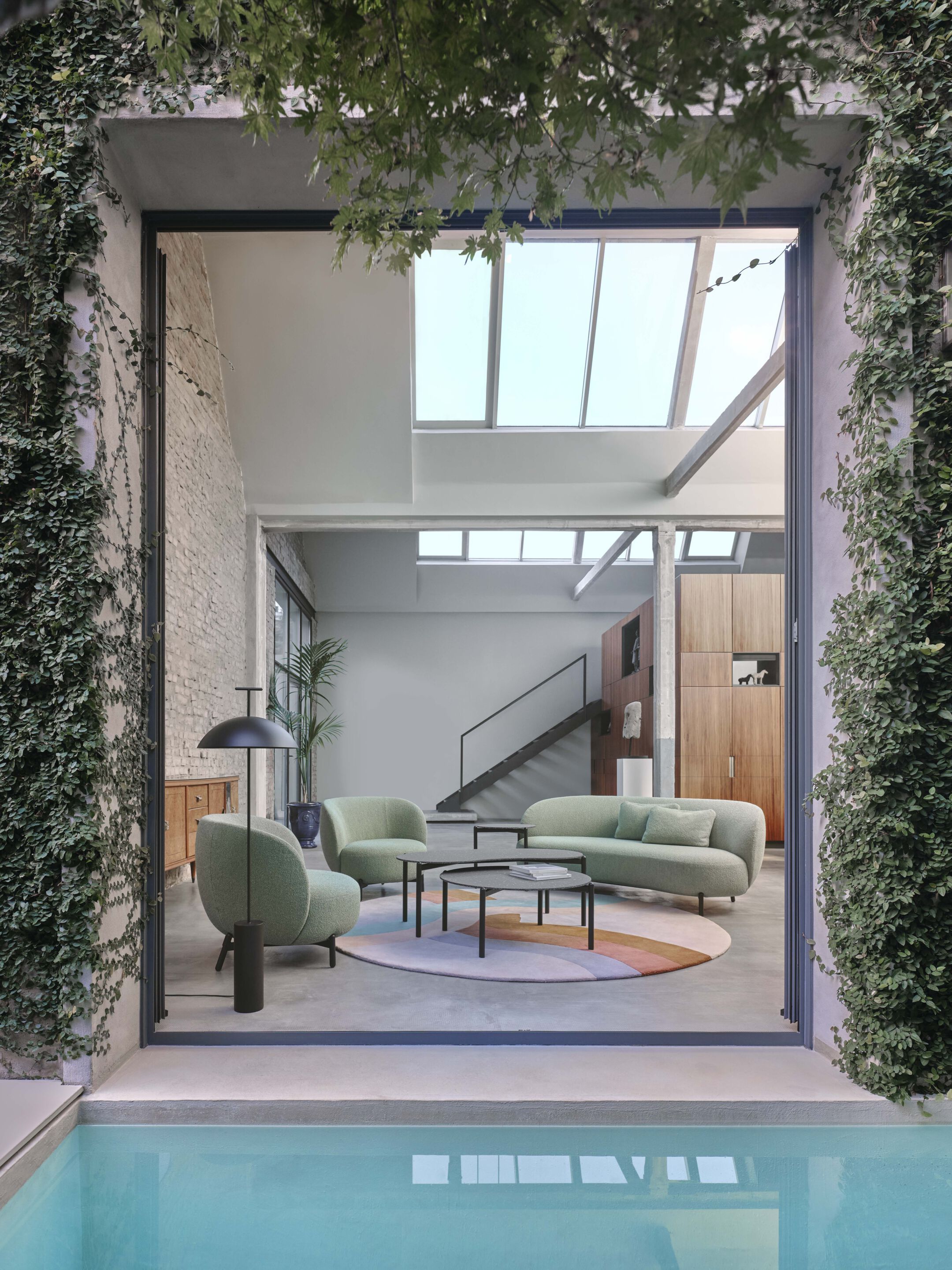 Круглый журнальный столик из керамогранита Kartell UNDIQUE ARCH-00048902 - Вид №1