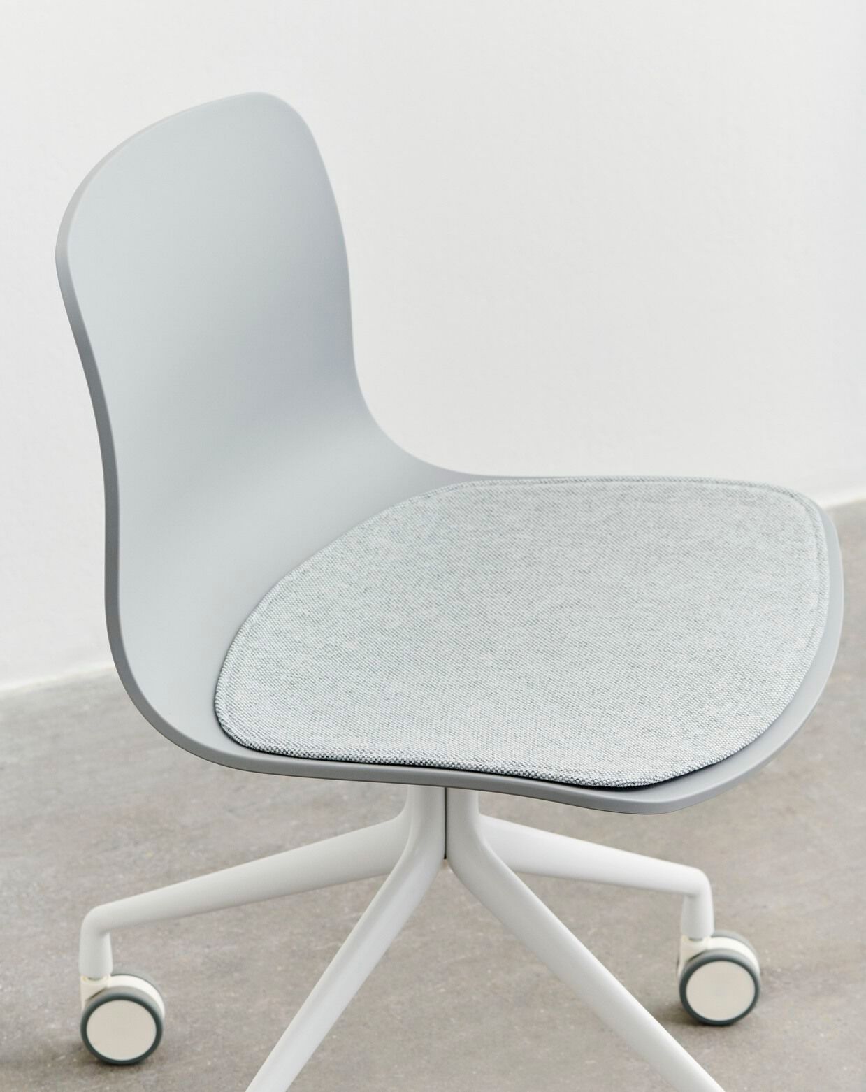 Рециркулированный пластиковый стул Hay About a Chair ARCH-00152059 - Вид №2