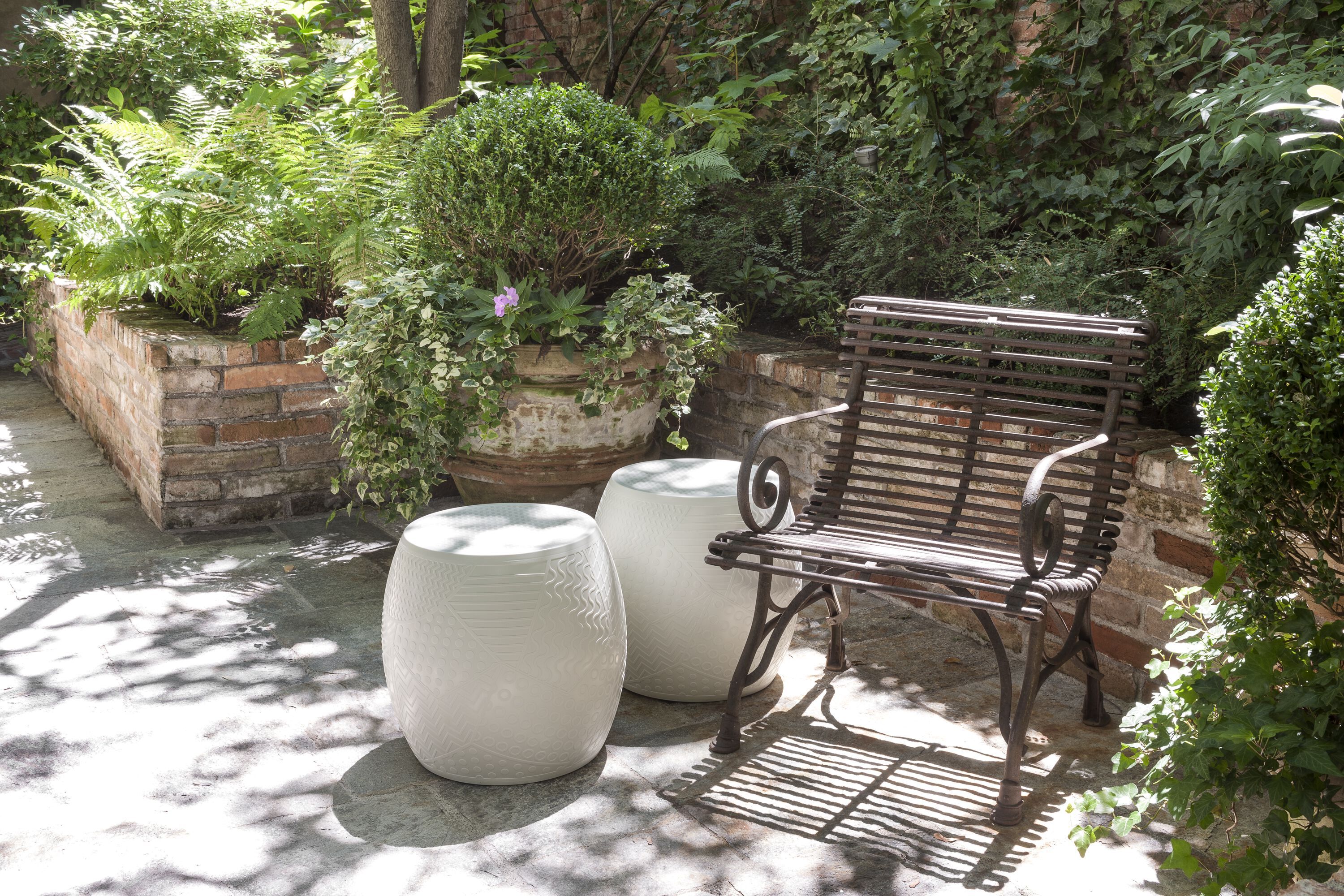 Стул / журнальный столик из инженерного пластика Kartell ROY ARCH-00111650 - Вид №3