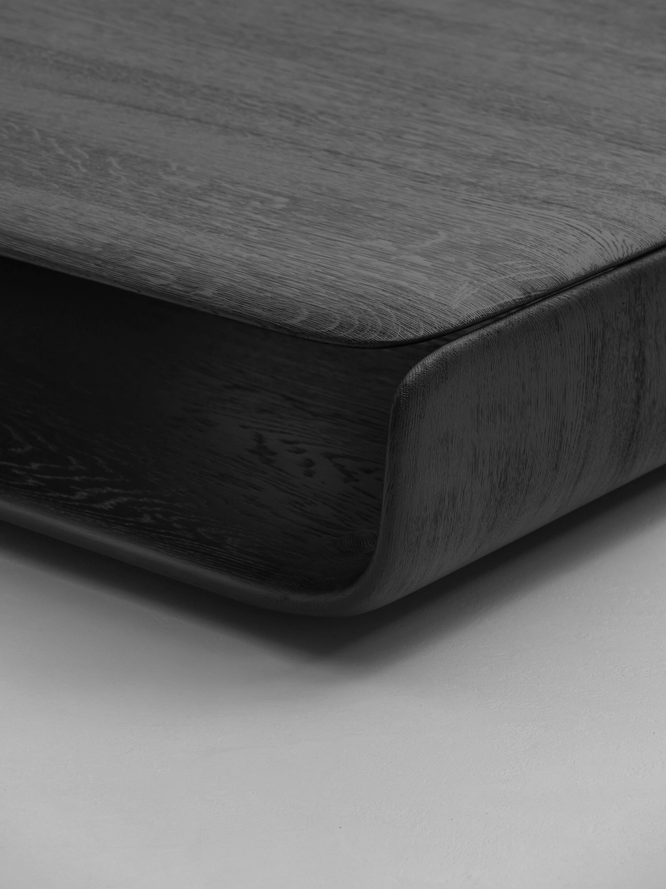 Низкий квадратный журнальный столик из массива дерева Van Rossum Tenere ARCH-00110177 - Вид №2