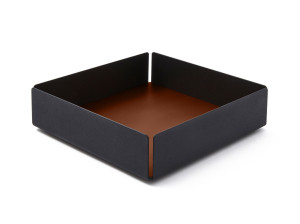 Полые стальные и кожаные чехлы