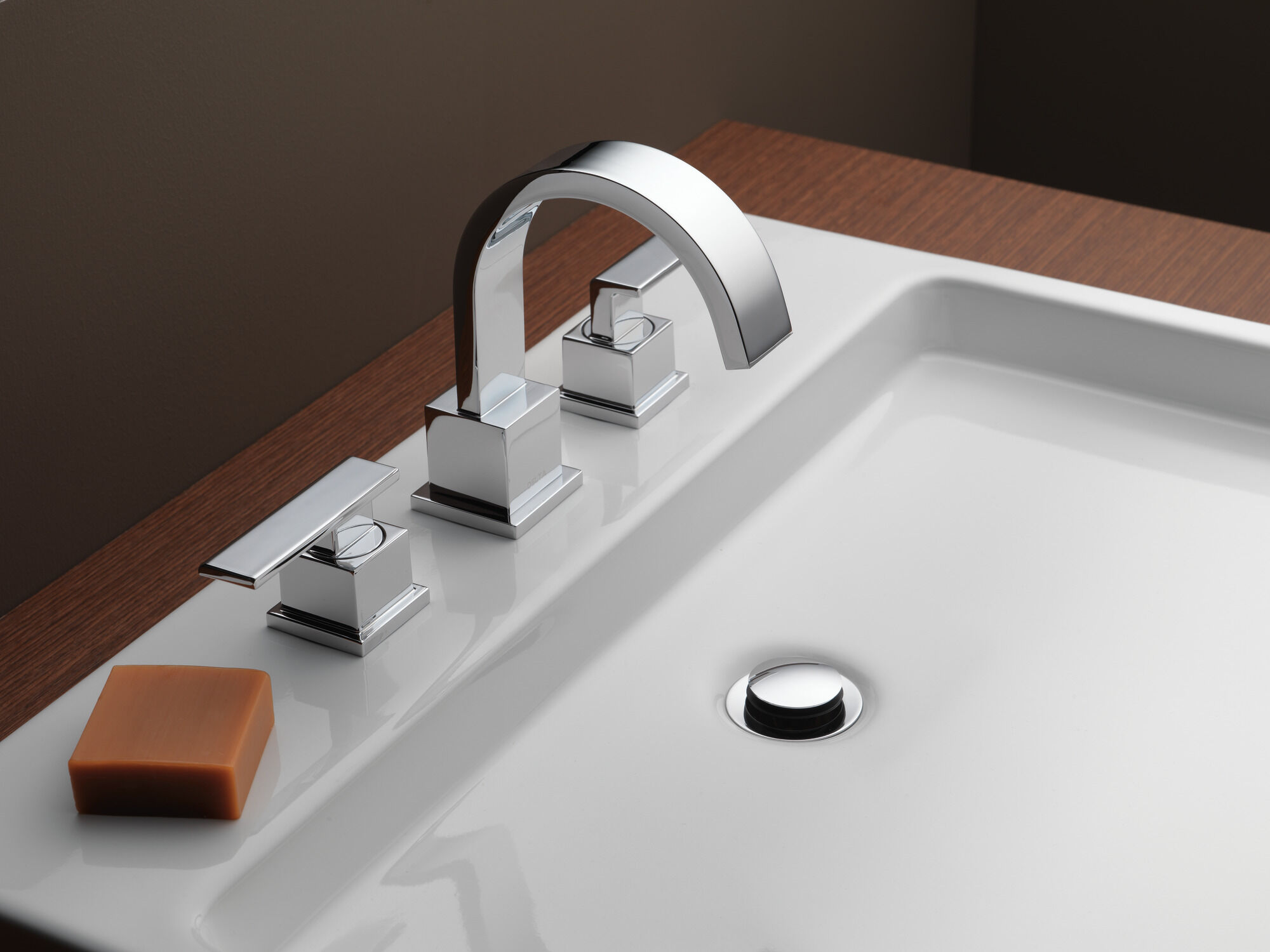 3553LF Смеситель для ванной комнаты с двумя ручками Delta Faucet Vero Хром - Вид №6