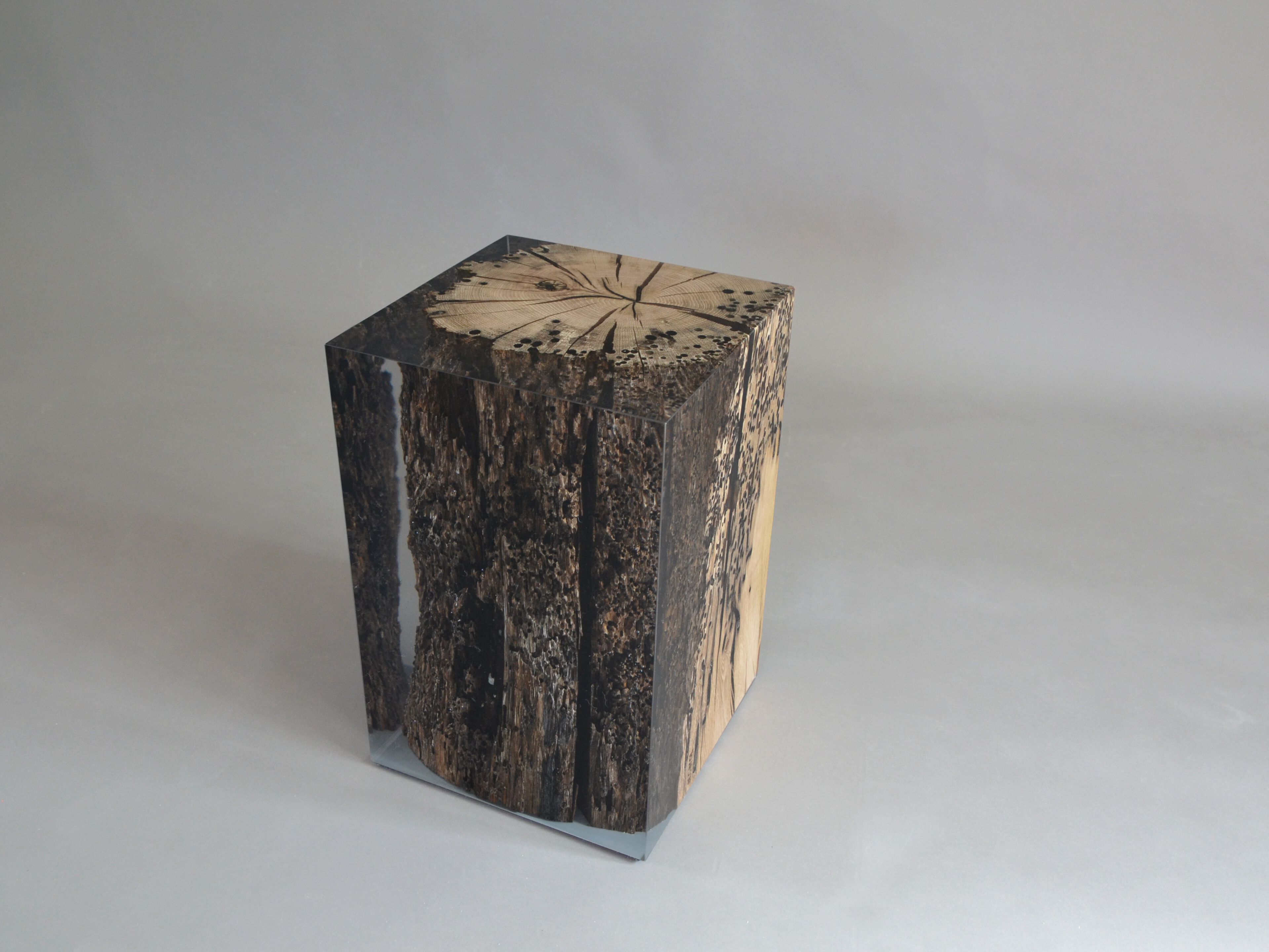 Табурет / журнальный столик из дуба и смолы alcarol Bricola ARCH-00047970 - Вид №15