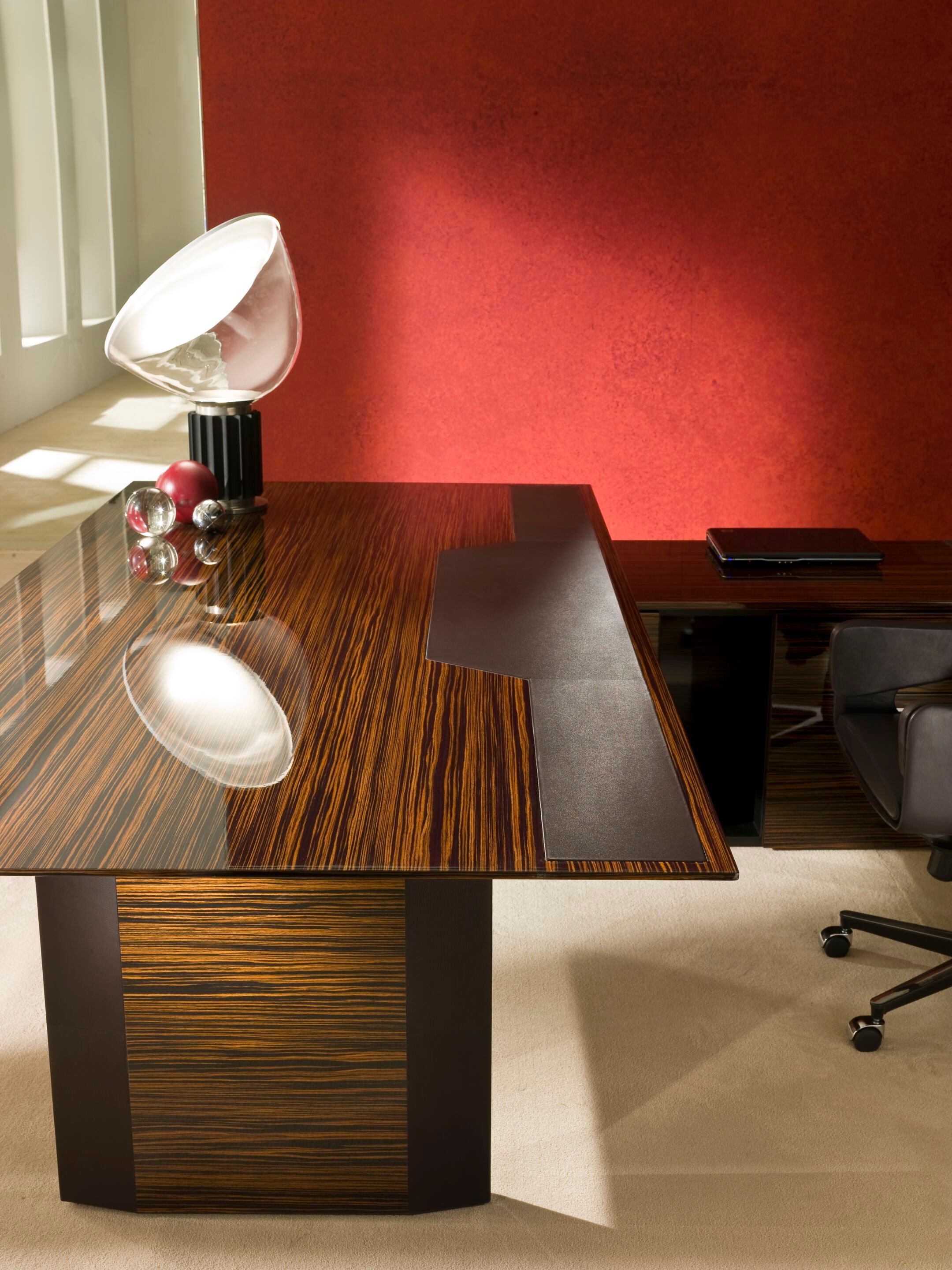 Деревянный направленный прямоугольный стол i 4 Mariani De_Symetria ARCH-00081207 - Вид №3