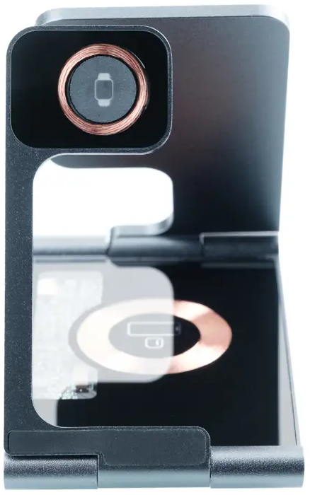 91695728 Зарядное устройство Magssory Robo Design 3 в 1 для iPhone AirPods и Apple Watch STLM-1115350