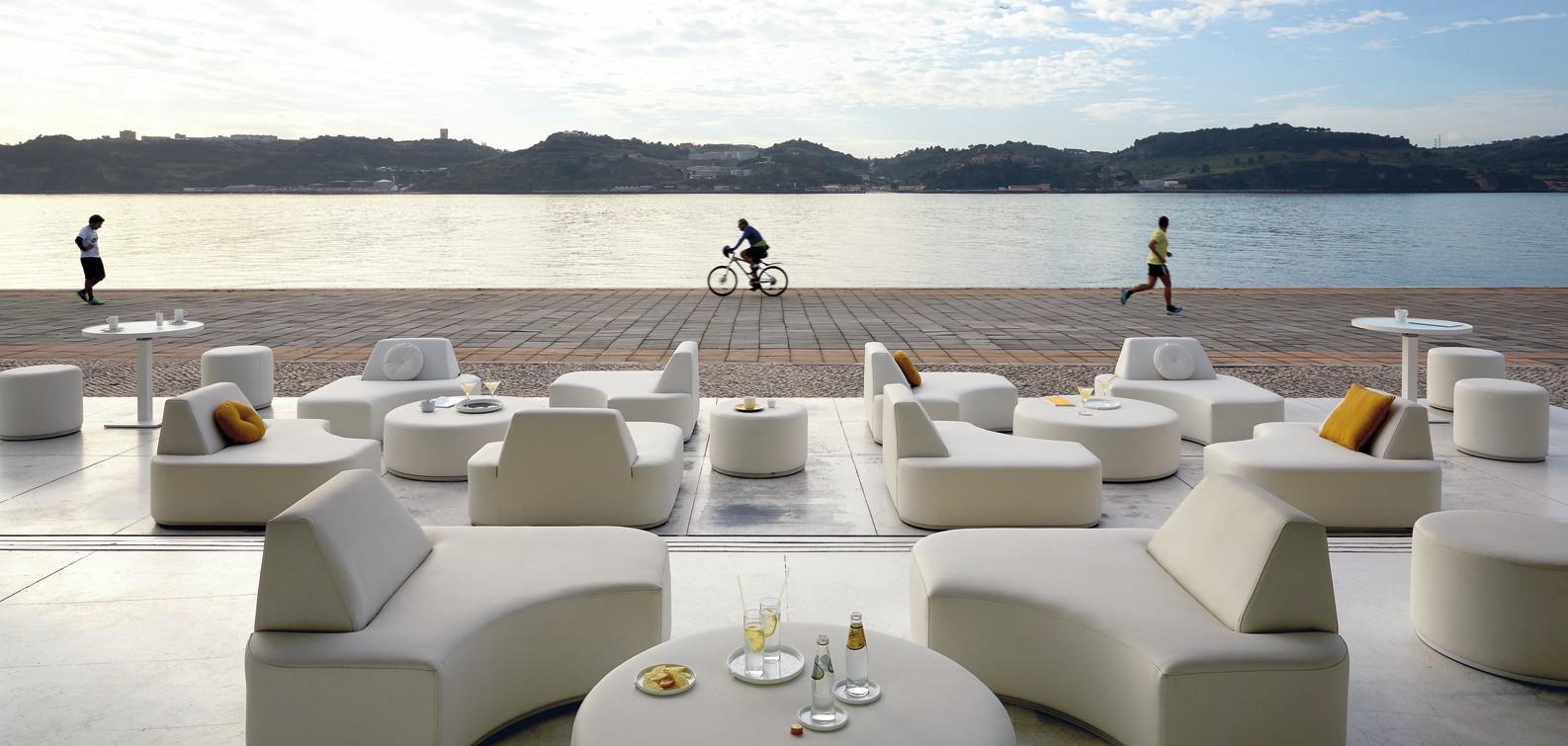 Стол для отдыха / подставка для ног 104 nautic leather white Manutti Moon Island MNST425 - Вид №12